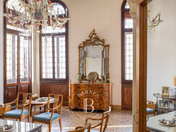 appartamento in vendita a Venezia in zona Sestiere San Polo