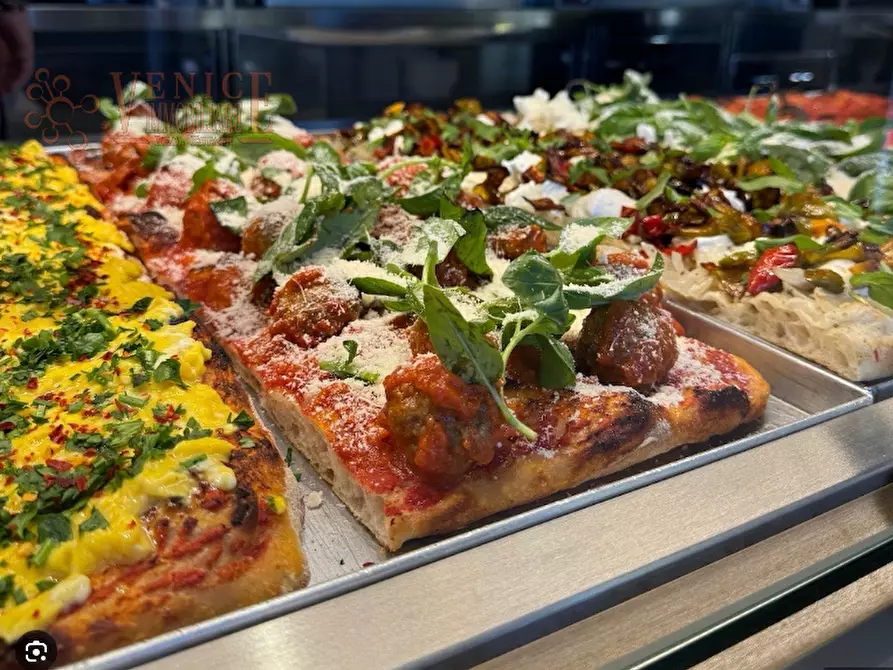 negozio in vendita a Venezia in zona Mestre