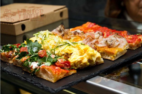 negozio in vendita a Venezia in zona Mestre