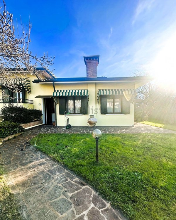 casa indipendente in vendita a Venezia in zona Trivignano