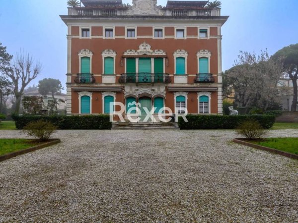 appartamento in vendita a Venezia in zona Lido di Venezia