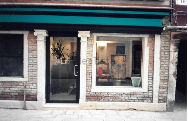 negozio in vendita a Venezia in zona Murano