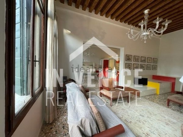 appartamento in vendita a Venezia in zona Sestiere San Polo
