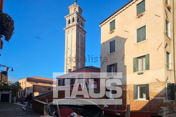 appartamento in vendita a Venezia in zona Sestiere Dorsoduro