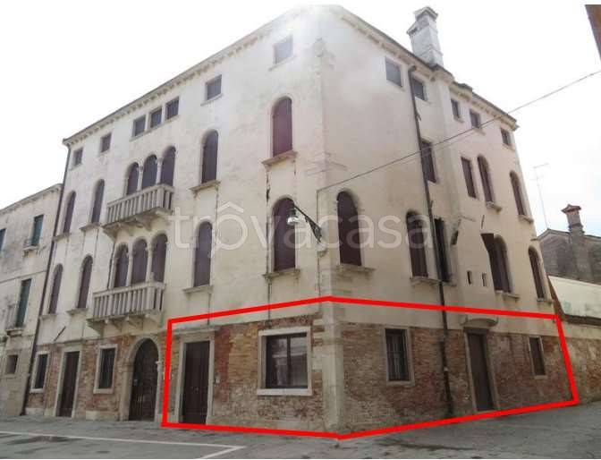 appartamento in vendita a Venezia in zona Sestiere Dorsoduro