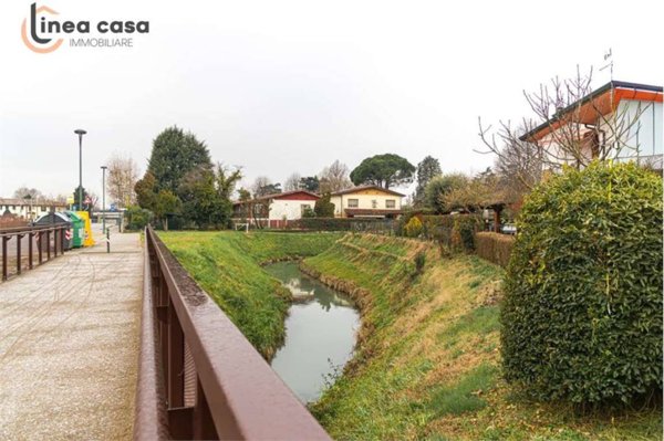 casa indipendente in vendita a Venezia in zona Zelarino