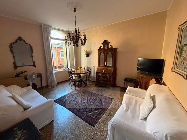 appartamento in vendita a Venezia in zona Sestiere San Polo