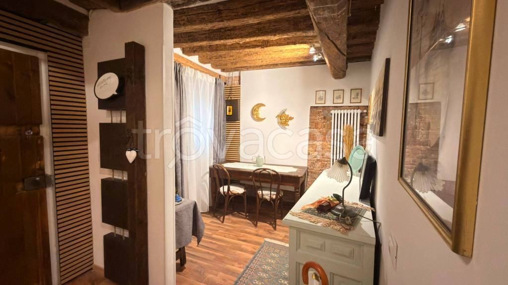 appartamento in vendita a Venezia in zona Sestiere Santa Croce