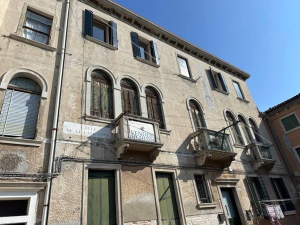 appartamento in vendita a Venezia in zona Murano