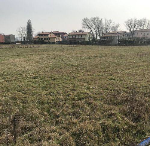 terreno edificabile in vendita a Venezia in zona Marghera