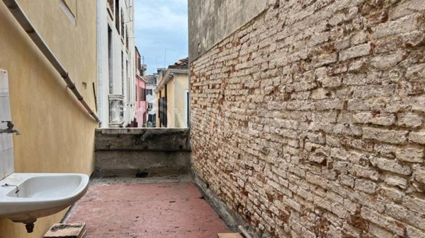 appartamento in vendita a Venezia in zona Sestiere Santa Croce