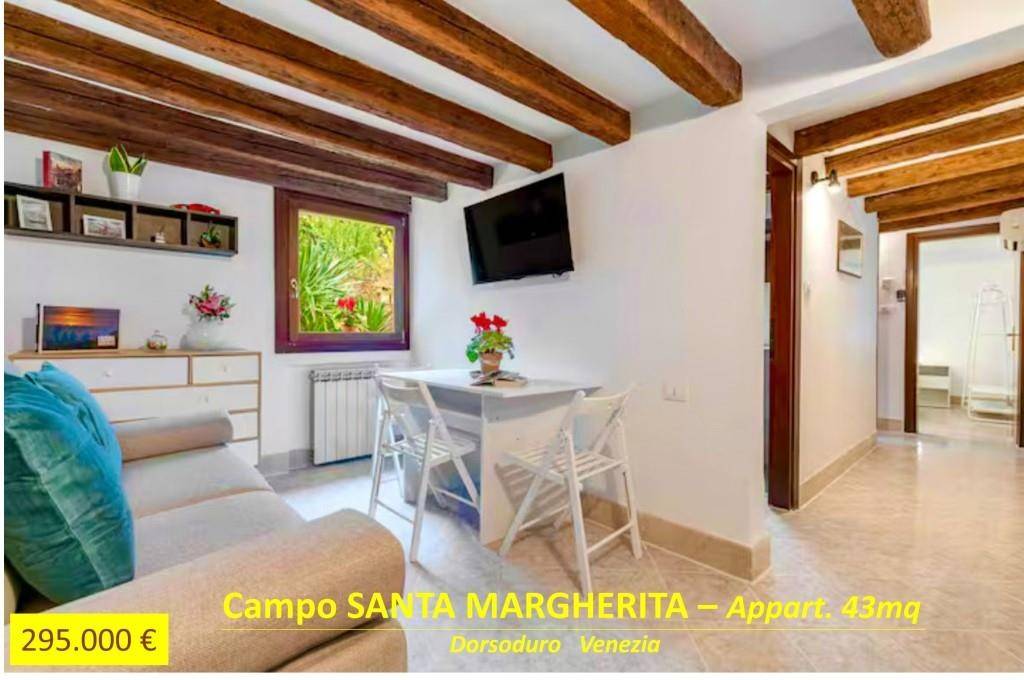 appartamento in vendita a Venezia in zona Sestiere Dorsoduro