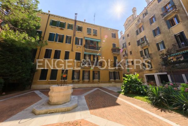 appartamento in vendita a Venezia in zona Sestiere Santa Croce