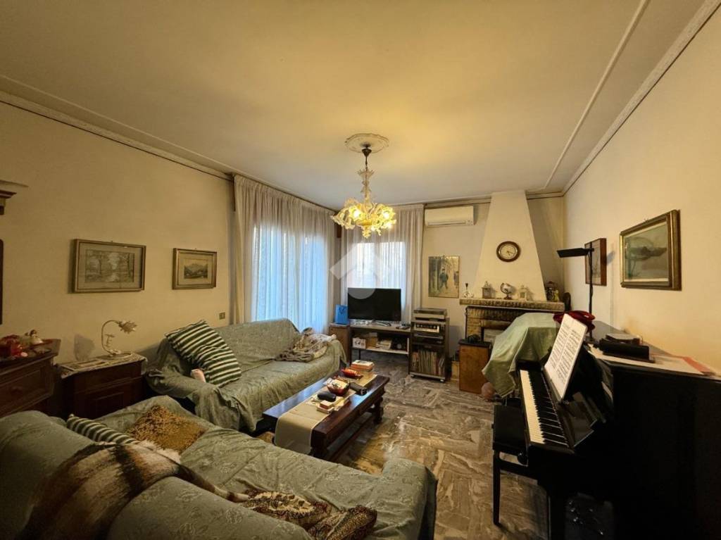 casa indipendente in vendita a Venezia in zona Marghera