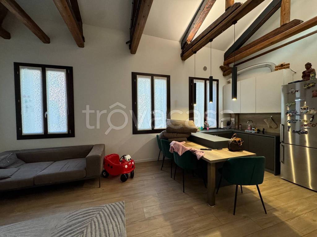 appartamento in vendita a Venezia