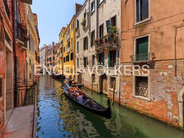 appartamento in vendita a Venezia in zona Sestiere Castello