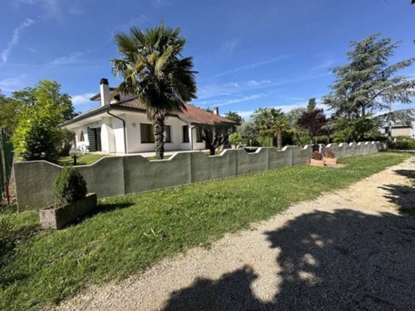 casa indipendente in vendita a Venezia in zona Favaro Veneto