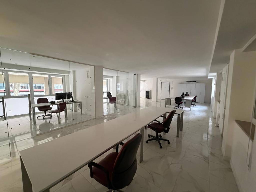 ufficio in vendita a Venezia in zona Marghera