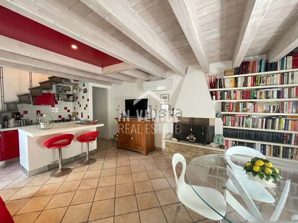 appartamento in vendita a Venezia in zona Lido di Venezia