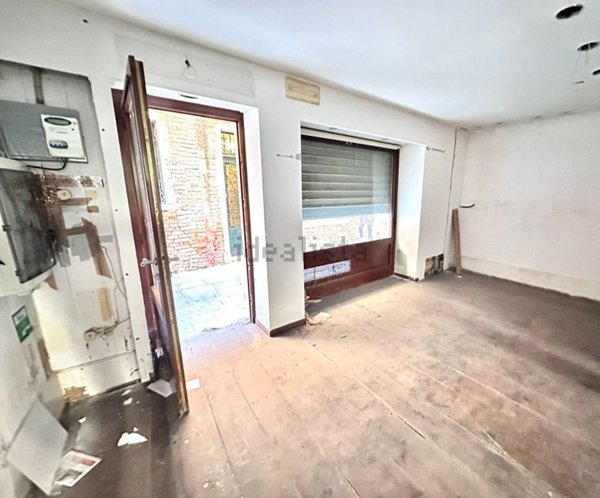 ufficio in vendita a Venezia in zona Sestiere Dorsoduro