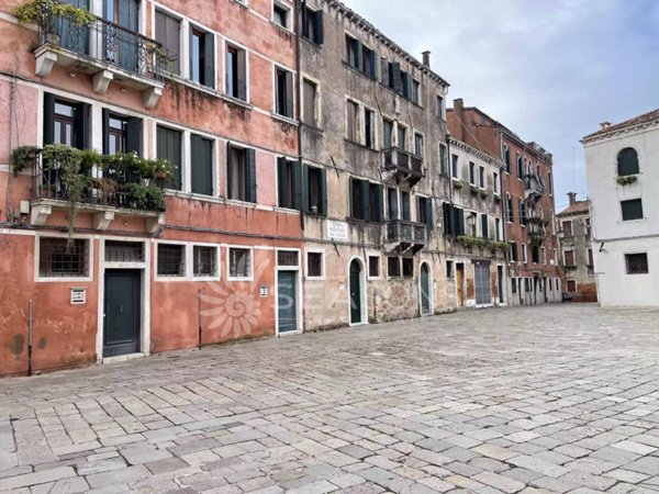 appartamento in vendita a Venezia in zona Sestiere Santa Croce