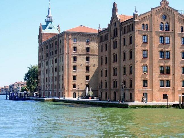 negozio in vendita a Venezia in zona Giudecca