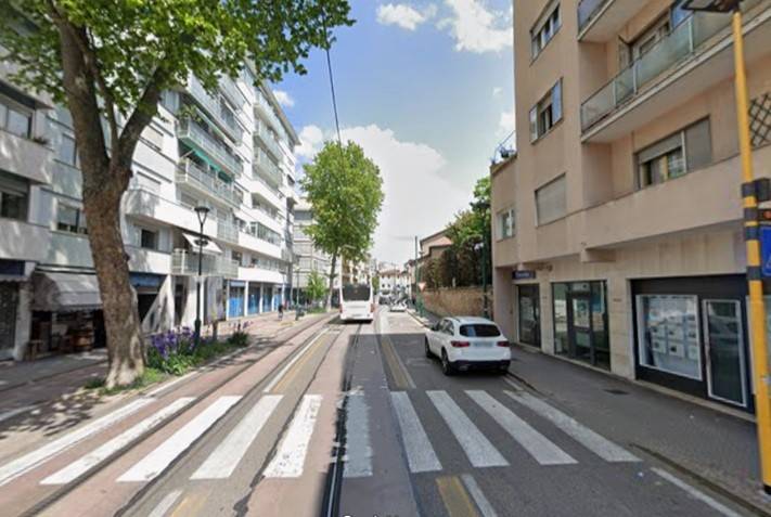 negozio in vendita a Venezia in zona Mestre