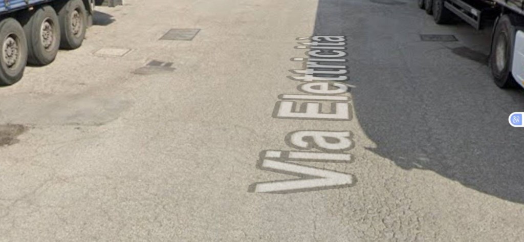 locale commerciale in vendita a Venezia in zona Marghera