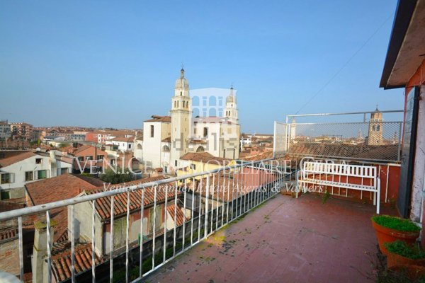 appartamento in vendita a Venezia in zona Sestiere Dorsoduro