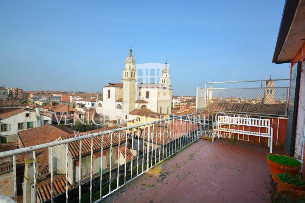 appartamento in vendita a Venezia in zona Sestiere Santa Croce