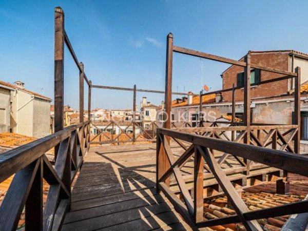 appartamento in vendita a Venezia in zona Sestiere Cannaregio