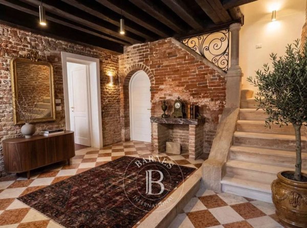 appartamento in vendita a Venezia in zona Sestiere Santa Croce