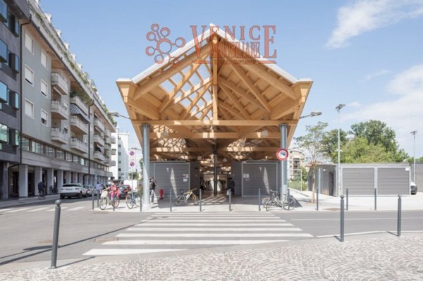 negozio in vendita a Venezia in zona Mestre