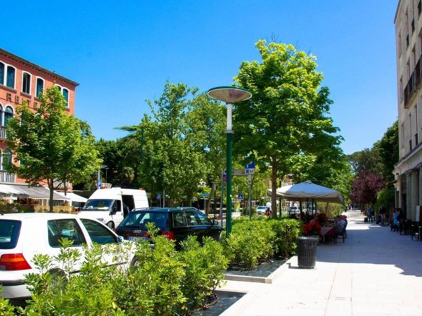 appartamento in vendita a Venezia in zona Lido di Venezia