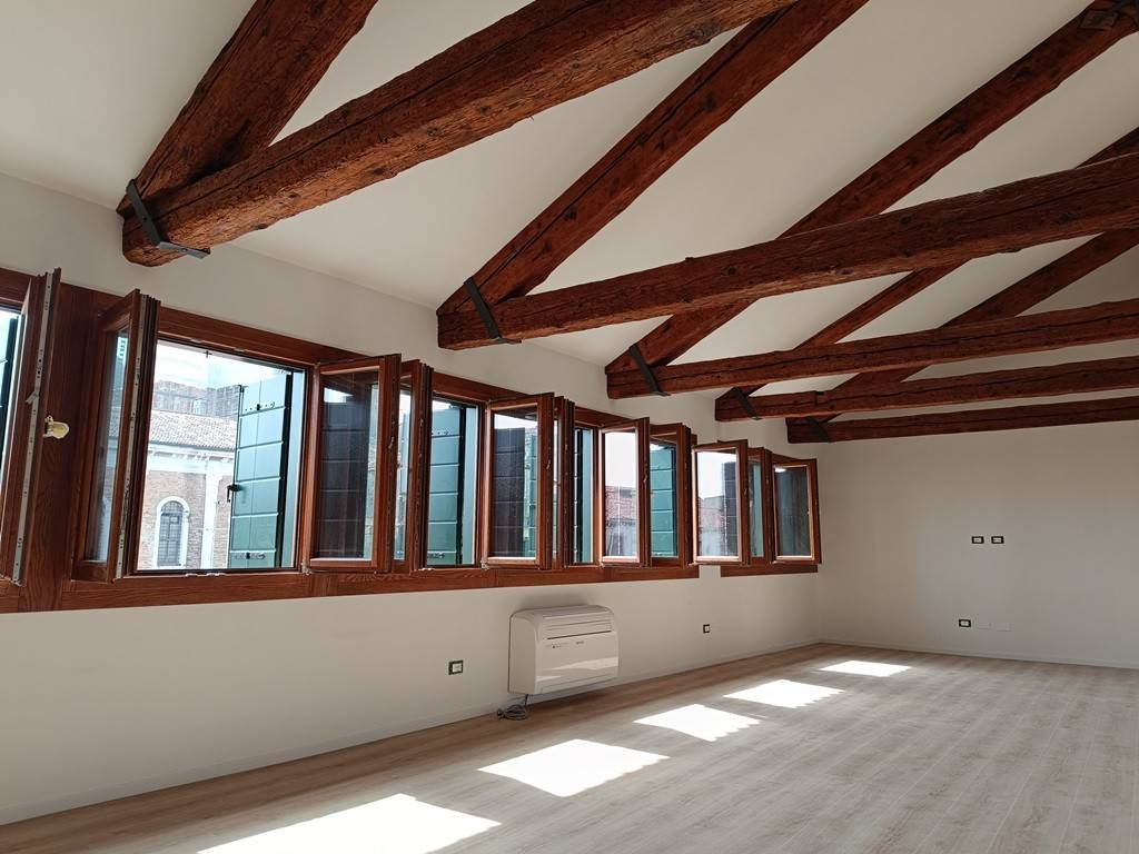 appartamento in vendita a Venezia in zona Sestiere Cannaregio