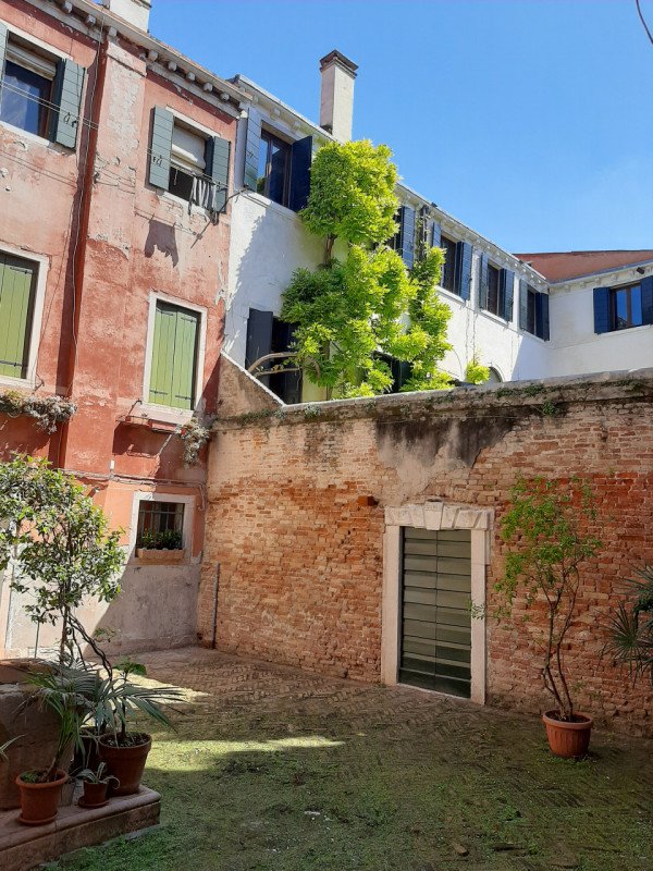 appartamento in vendita a Venezia in zona Sestiere San Polo