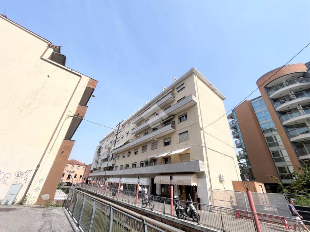 negozio in vendita a Venezia in zona Marghera