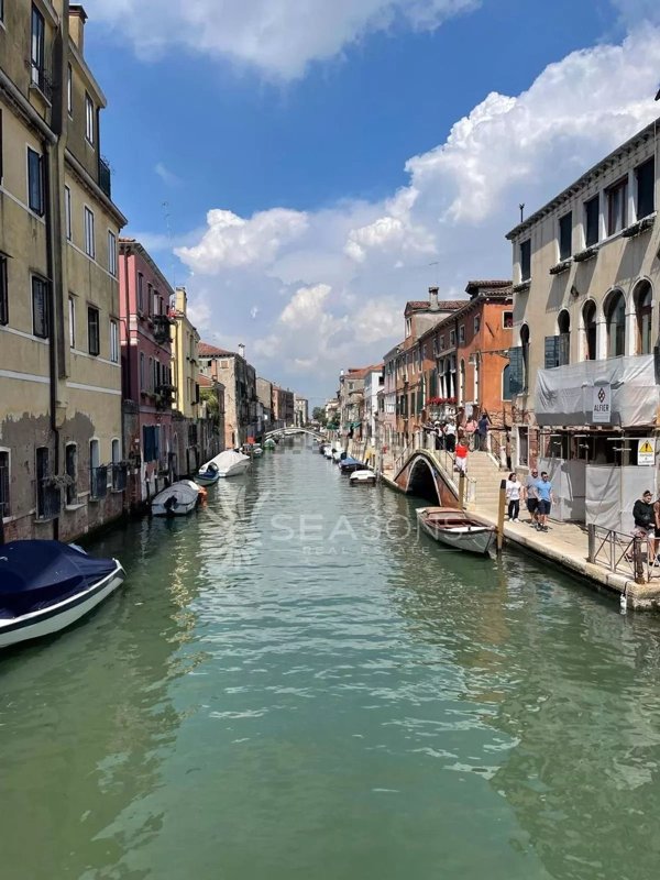 appartamento in vendita a Venezia in zona Sestiere Cannaregio