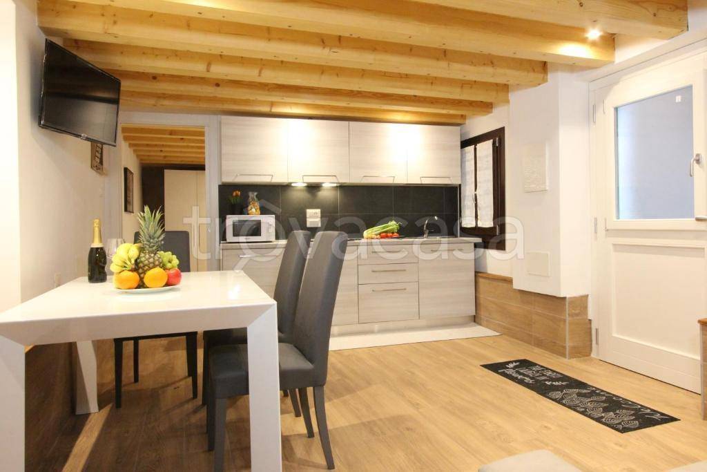 appartamento in vendita a Venezia in zona Sestiere Cannaregio