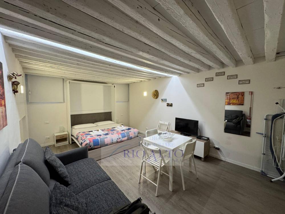 appartamento in vendita a Venezia in zona Sestiere Castello