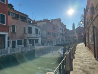 appartamento in vendita a Venezia in zona Sestiere Santa Croce