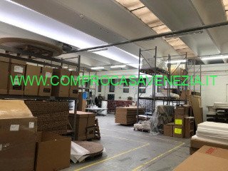 ufficio in vendita a Venezia in zona Mestre