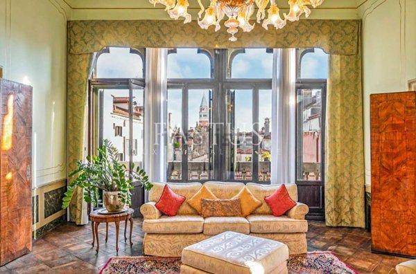 villa in vendita a Venezia in zona Sestiere Castello