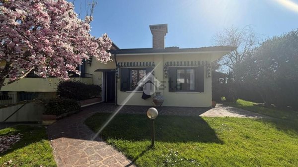 appartamento in vendita a Venezia in zona Trivignano