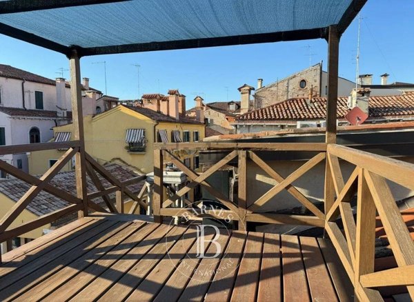 appartamento in vendita a Venezia in zona Sestiere San Polo