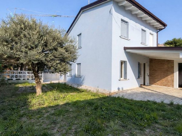 casa indipendente in vendita a Venezia in zona Trivignano