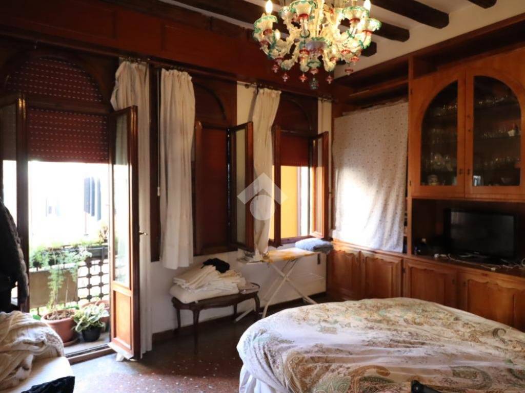 appartamento in vendita a Venezia in zona Sestiere Cannaregio