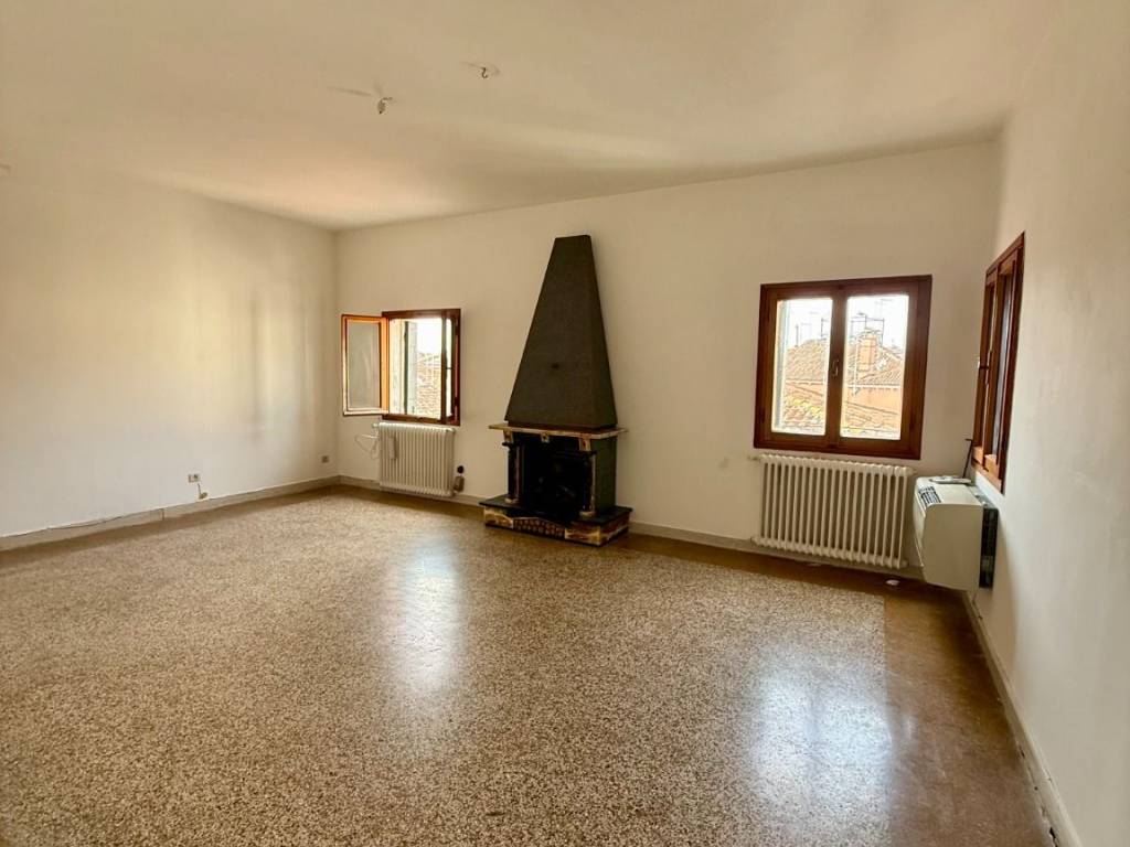 appartamento in vendita a Venezia in zona Sestiere Castello