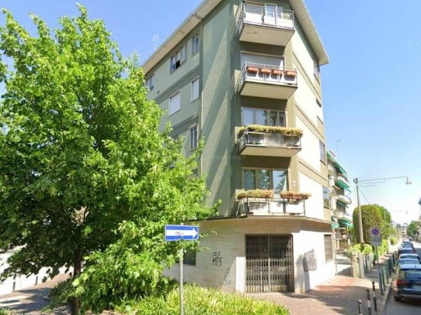 negozio in vendita a Venezia in zona Marghera