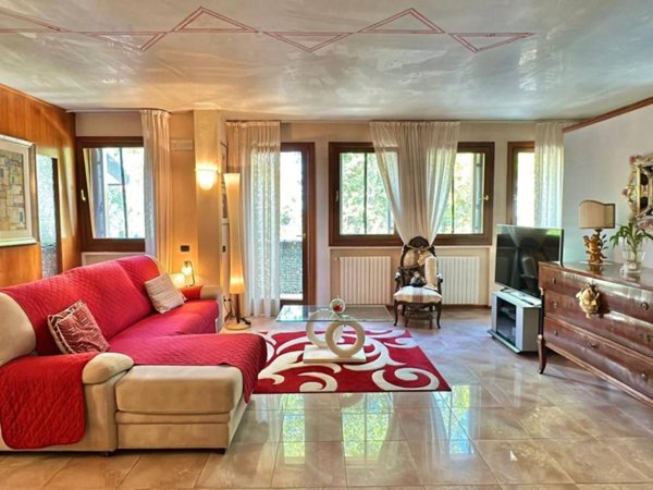 casa indipendente in vendita a Venezia in zona Lido di Venezia